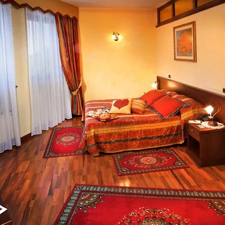 Hotel La Ruota Pianfei Habitación foto
